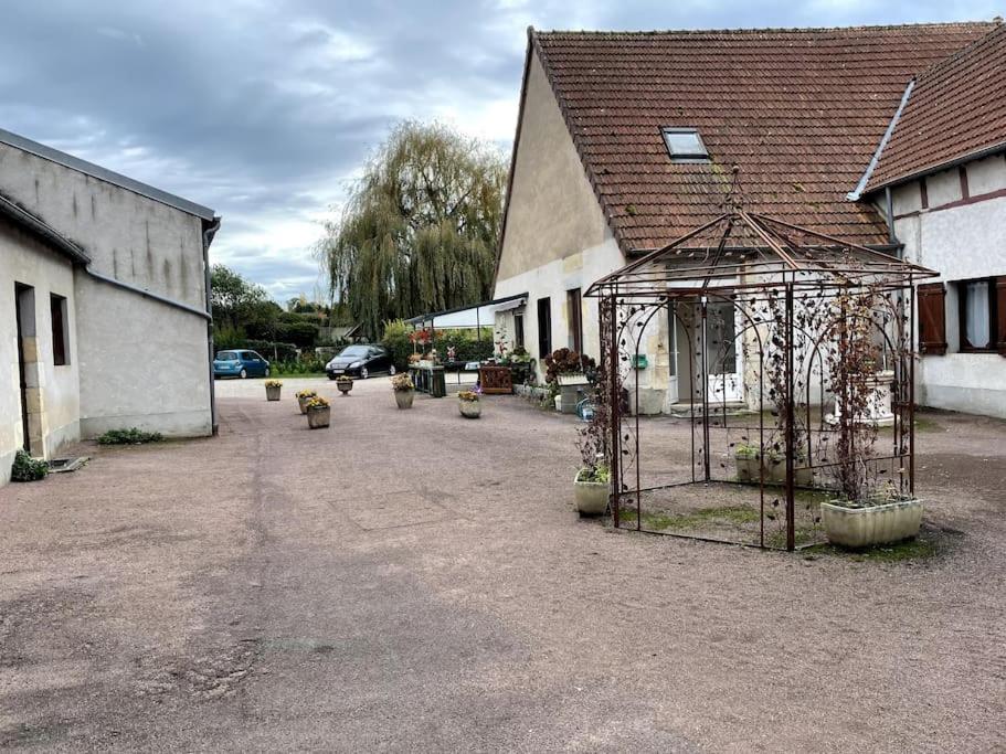 Charmant T2 Au 1Er Dans Residence Avec Parc Arbore Saint-Pierre-le-Moûtier Εξωτερικό φωτογραφία